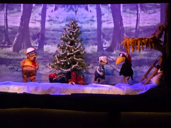 Besuch der Marionettenbühne